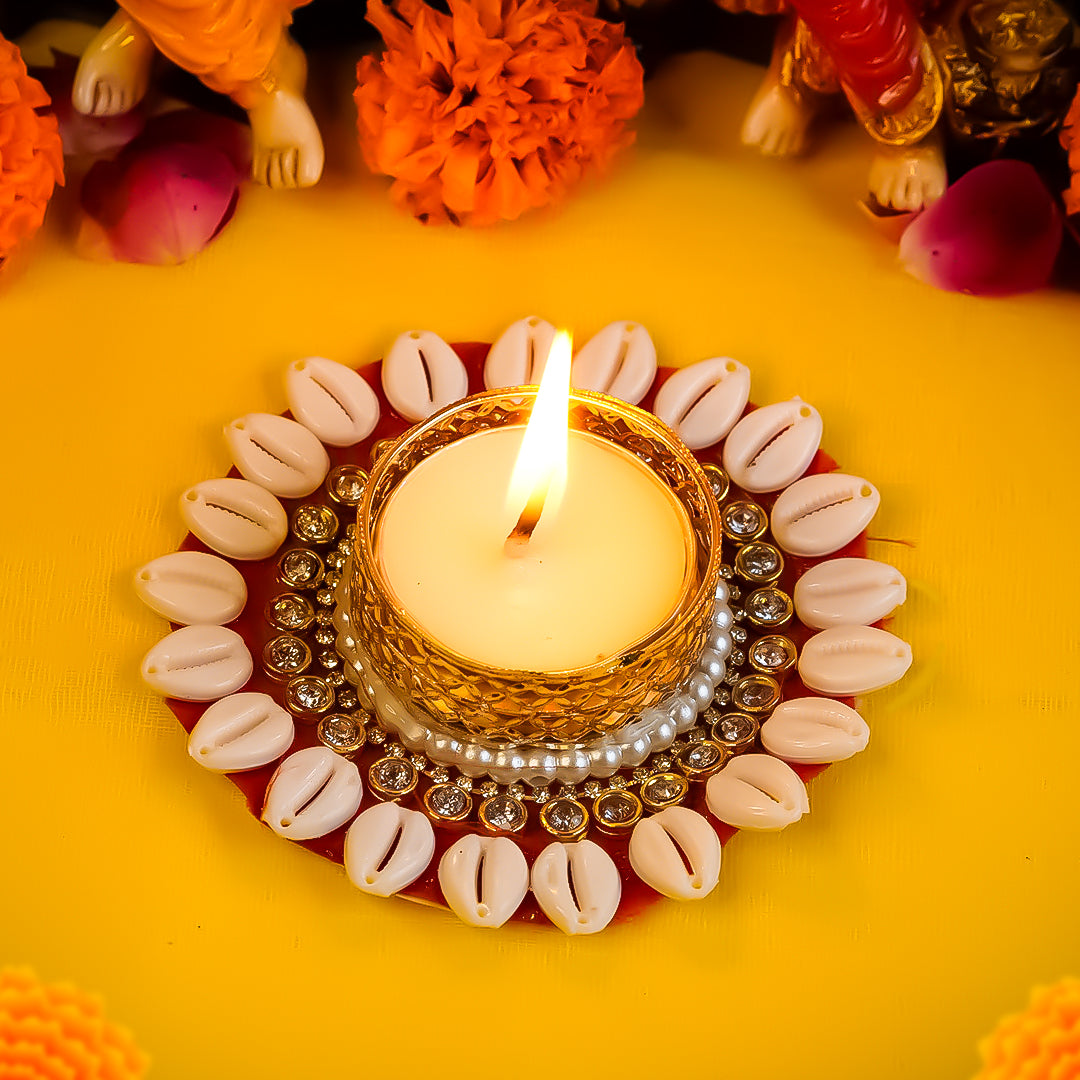 Kaudi Design Candle Holder